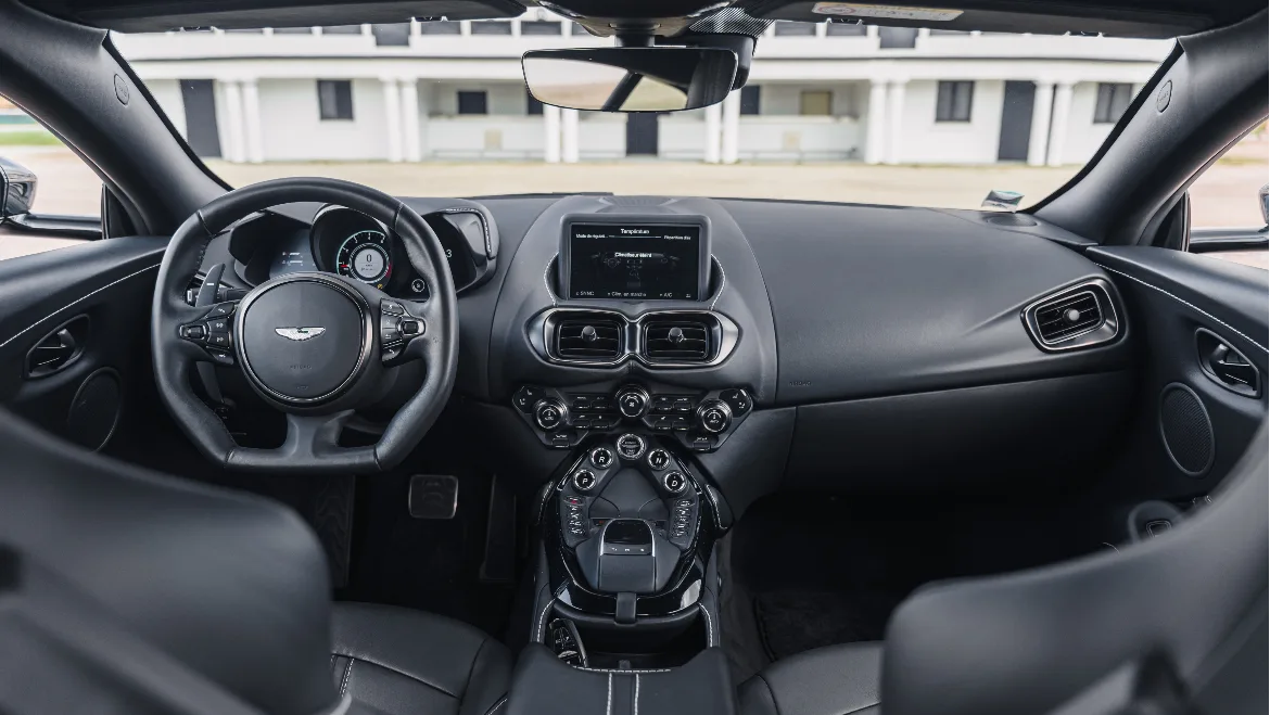 Aston Martin V8 Vantage II